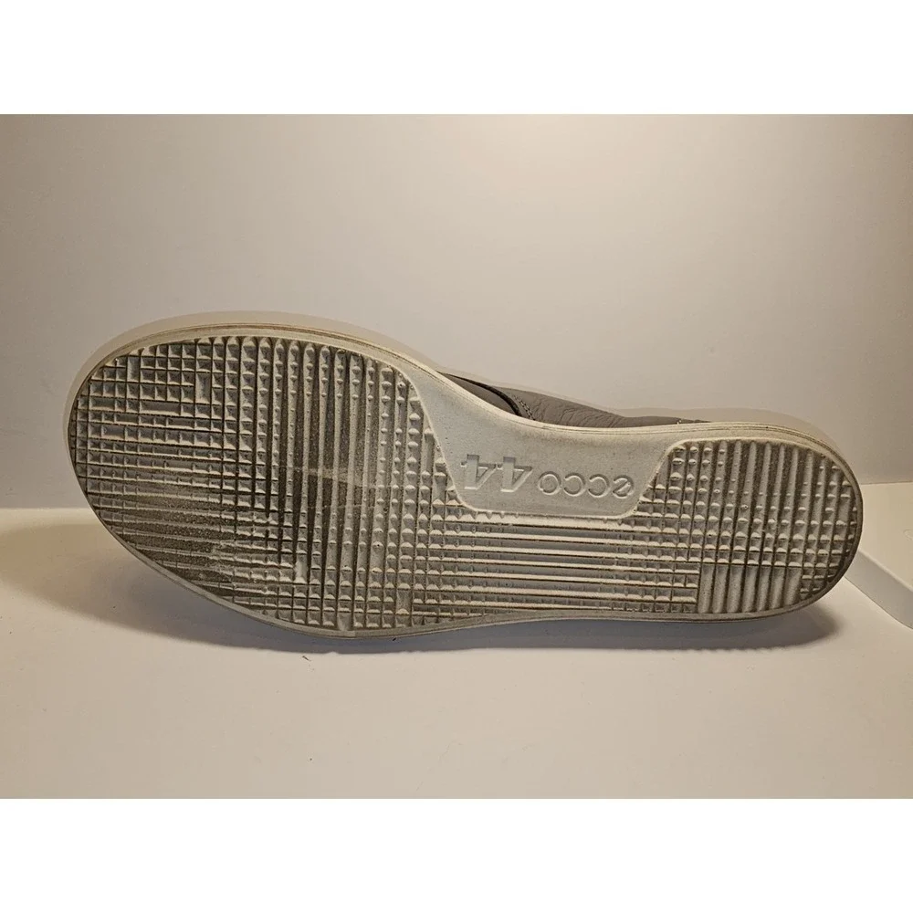 Ecco Men's Leather Sneakers Grey‎  Size 10